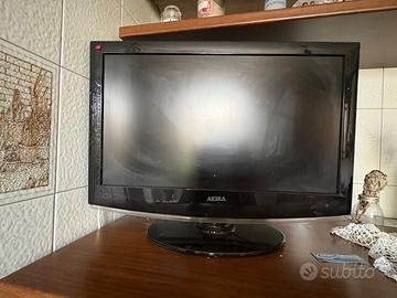 Piccola televisione da cucina