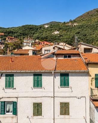 4 LOCALI A PONTEDASSIO
