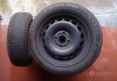 4 gomme invernali  165/60r15  su cerchi da 15"