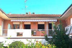 Appartamento di 129 m² con 4 locali e box auto a M