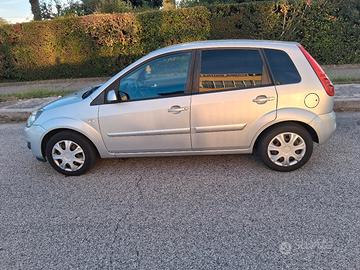 Ford fiesta 2008