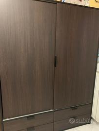 Armadio color Marrone/ Nero