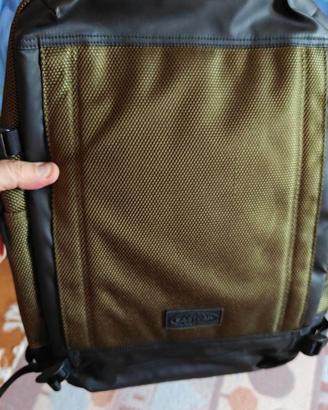 Zaino Eastpak porta pc e da viaggio