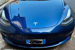 TESLA MODEL 3 LONG RANGE