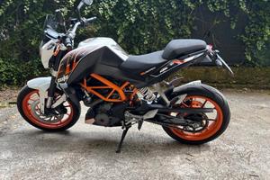 KTM 390 Duke - 2016