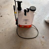 Pompa irroratrice a batteria 12 litri