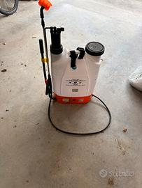 Pompa irroratrice a batteria 12 litri