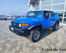 TOYOTA FJ Cruiser 4.0 V6 A/T GPL 4WD Inseribili