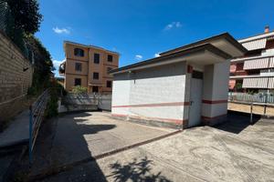 BRAVETTA - Box auto ampia metratura