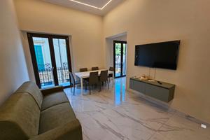 Bilocale Ristrutturato Centro Pressi Duomo