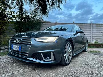 AUDI A4 5ª serie - 2017