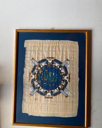 Papiro egiziano decorativo con cornice