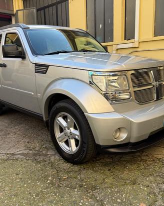 Dodge Nitro 5 Porte Nitro 2.8 L4 crd 16v R/T 4wd a