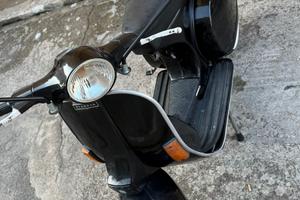 Vespa 125 px