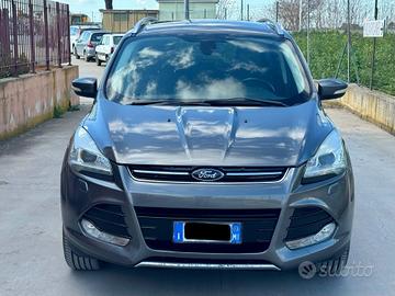 Ford Kuga 2.0 TDCI 140 CV 4WD Titanium