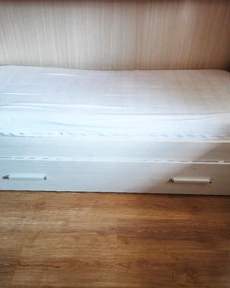 letti per cameretta colore  panna