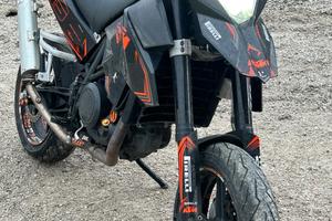 Ktm 690 supermoto
