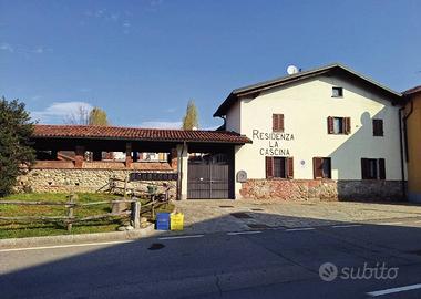 Immobile in asta di 103 m² con 3 locali e box auto
