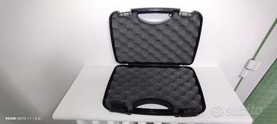 Valigetta in plastica