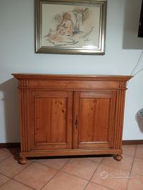 credenza antica 