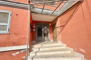 3 LOCALI A MARANO DI NAPOLI