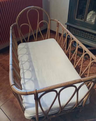 lettino in rattan