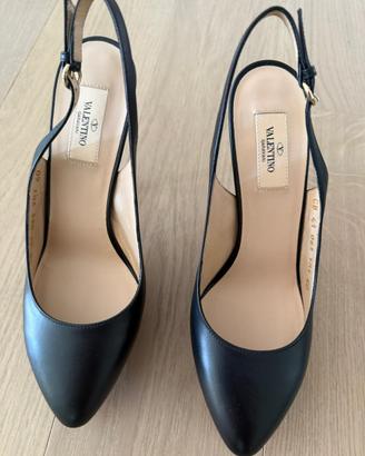 Sandali in pelle, Valentino. Nuovi
