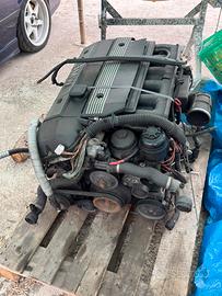 Motore M52B25 e46 323
