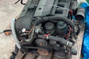 Motore M52B25 e46 323