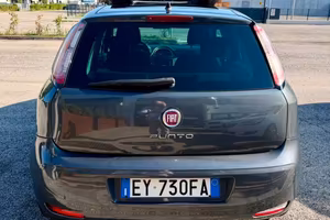 FIAT PUNTO 1.3 MJET - NEOPATENTATI - 5 PORTE