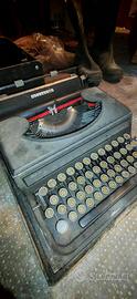 macchina da scrivere Olivetti studio 42