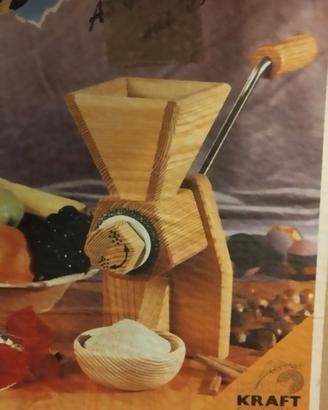 Mulino in legno e pietra
