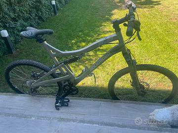 Bicicletta MTB Rockrider 6.3 Full Suspension