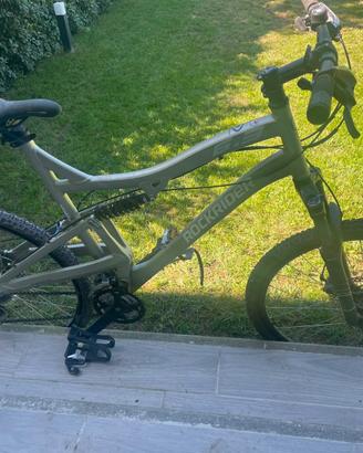 Bicicletta MTB Rockrider 6.3 Full Suspension