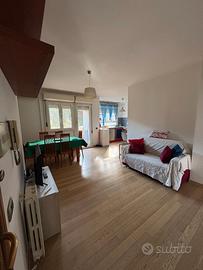 Appartamento con 2 stanze zona tor vergata
