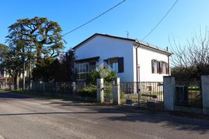 CASA INDIPENDENTE A RIOLO TERME