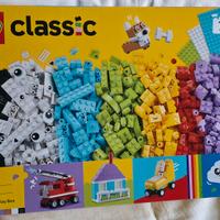 Lego Classic Creative Build-And-Play Box