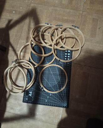 12 telai  per ricamo 