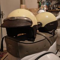 coppia di casci originali vespa