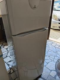Frigorifero indesit libera installazione