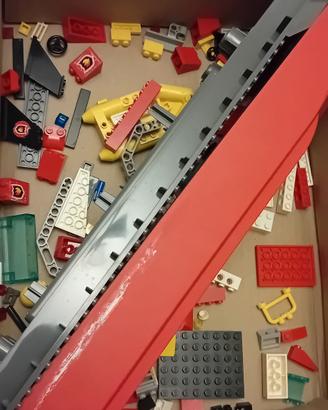 lego 7906 Nave Pompieri