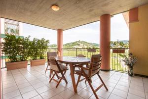 Attico / Mansarda di 239 m² con più di 5 locali e 