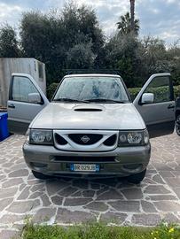 Nissan Terrano II