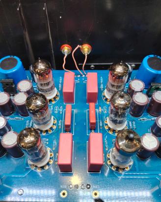 Preamplificatore valvolare da terminare