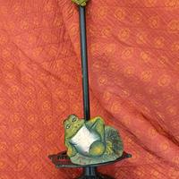Portarotolo da cucina in ghisa con rana