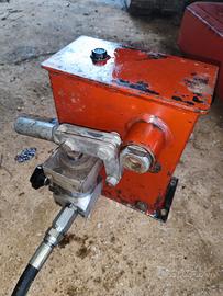 Pompa idraulica manuale con serbatoio !