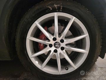 Alfa Romeo Cerchi lega 19" 8j  Originali Stelvio