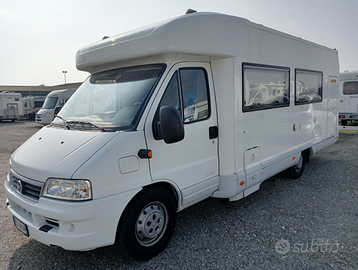 Semintegrale con garage