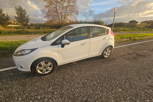 Ford fiesta 2010 GPL/Benzina