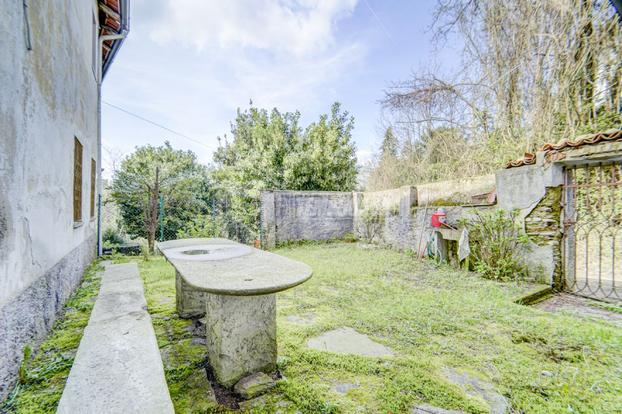 COAREZZA 3 LOCALI DI 75MQ CON GIARDINO PRIVATO